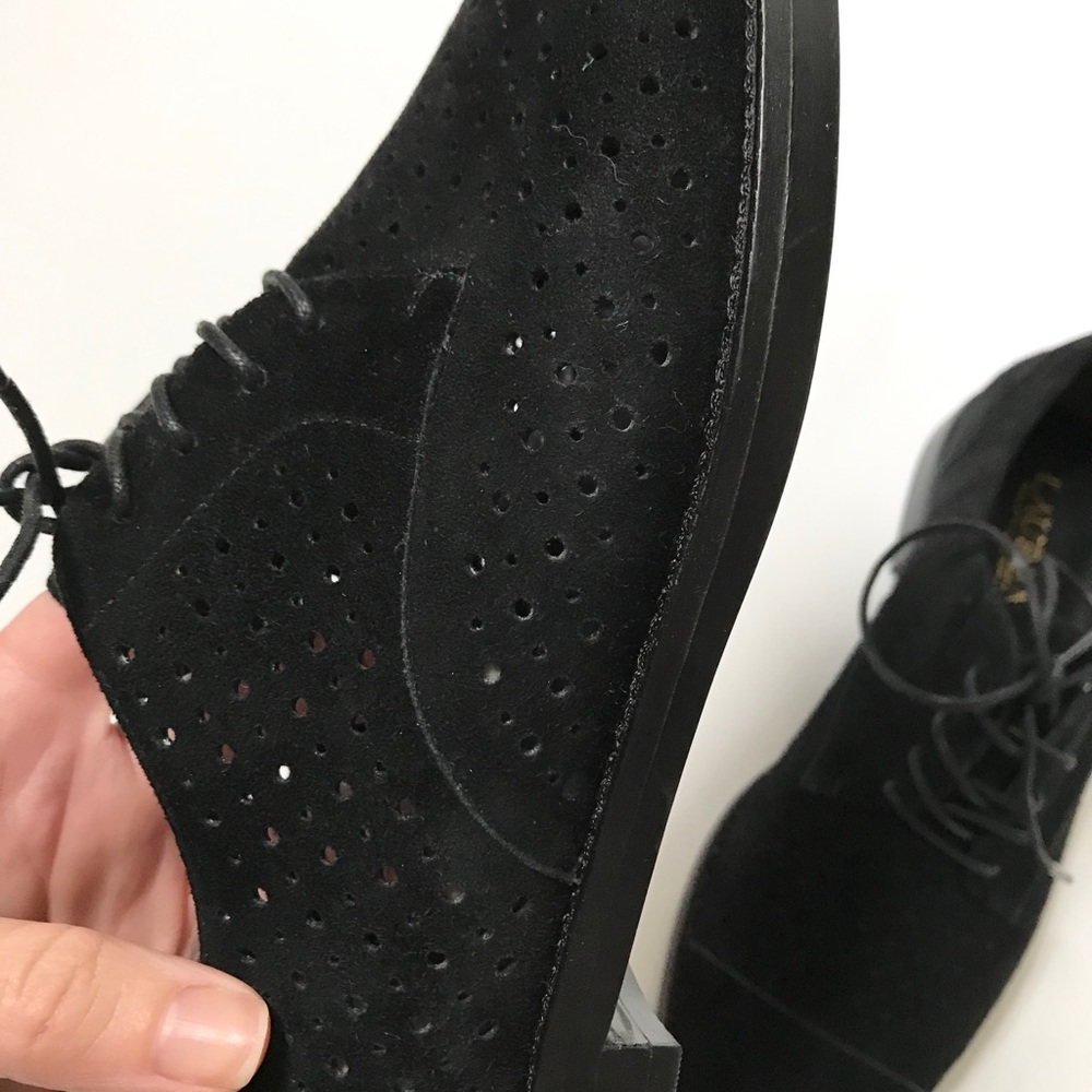 LAUREN Ralph Lauren Perforated Suede Oxfords 7.5 - Picture 7 of 8